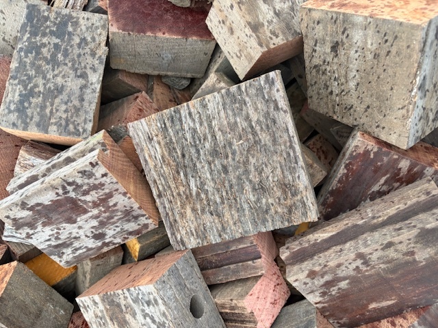 Kachelhout haardhout mix | gezaagd of geklooft